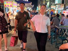 -六合夜市