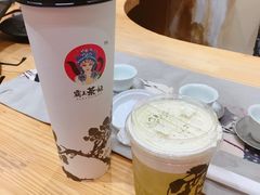 -霸王茶姬(南强街店)