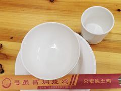 餐具摆设-弓虽昌焖烧鸡(大竹林店)