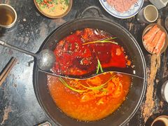 -周小明火锅(黑金冠社区店)