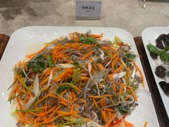 -南郊宾馆·风味自助餐厅·山东十六地市特色菜