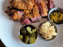 -MONICH牛排融合餐厅(和义大道购物中心店)