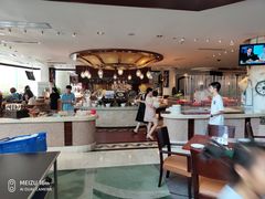-东莞塘厦三正半山温泉酒店·沙利文西餐厅