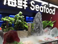 -四囍码头海鲜烧烤自助火锅(外滩南京东路悦荟广场店)