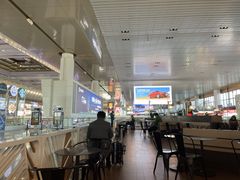 -星巴克(南京南站北夹层店)