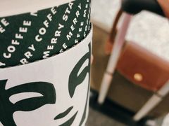 -星巴克(上海虹桥站2A检票口)