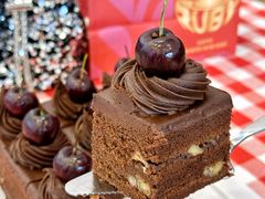 -红宝石·鲜奶小方·海派西点房(南丹店)