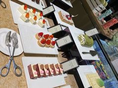 -大中华希尔顿酒店-念自助餐·嗨啤·小龙虾
