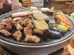 -青瓦餐厅·生鱼片·韩园烤肉(西塔店)