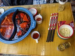 重庆红油经典鸳鸯锅-王歘歘·chuǎ火锅(五道营店)
