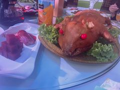 鸿运乳猪-老船夫婚宴婚庆会馆(延吉路店)