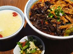 -粉吖吖·邵阳米粉(体育西路店)