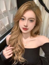 -诗悦发型烫染SALON