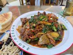 -鲁南仔·滕州炒鸡(经三路店)