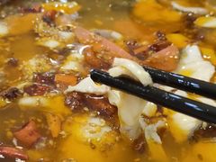 酸菜鱼-黑皮酸菜鱼(三山街店)
