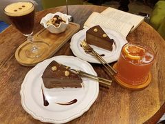 -藏书馆咖啡LibraryCoffee·Bistro(牡丹园店)
