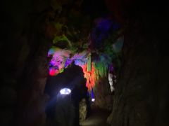 -伊岭岩风景区