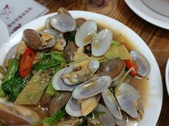 -正宗普宁豆干坊·洪记砂锅粥(红领巾路店)
