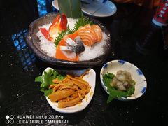 三文鱼刺身黄狮鱼刺身-真剑日本料理·铁板烧(贵州路店)