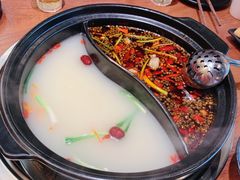 -串门邻居串串火锅(云南南路店)