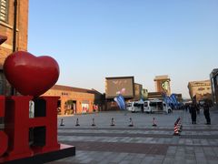 -TIMES CITY OUTLETS 时代·城市·奥特莱斯(上海国际时尚中心店)