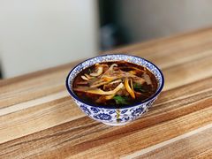 -老字号杨坡红油米线腊汁肉夹馍(东四道巷店)