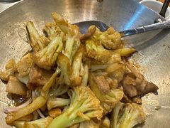 -黄泥岗·地道湖北菜(奥特莱斯店)