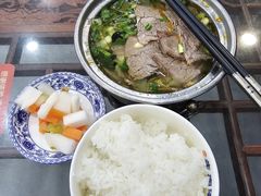 -东方宫·中国兰州牛肉拉面清真(三里屯店)