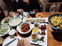 -金枝玉叶上海人家食府(三里河店)