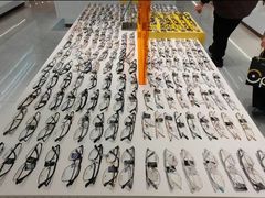 -J-Optical佳视明眼镜·蔡司视觉(青岛金茂览秀城店)