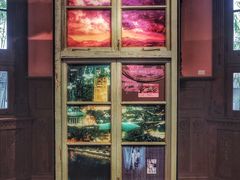 -Nathalie Djurberg与Hans Berg“牛皮纸包裹的月亮”-Prada荣宅当季展览