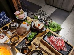 -湊湊火锅·茶憩(杭州湖滨银泰in77店)