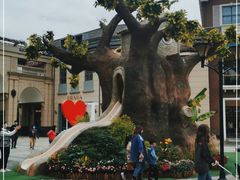 -王府井奥莱临潼小镇(临潼店)