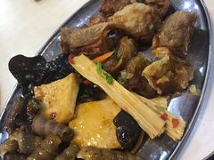 -尚品海鲜肥牛自助火锅(湖明店)