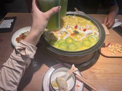 -山城外·非遗酸菜鱼(蜀都万达店)