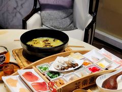 -芸南道·过桥米线(昆明老街旗舰店)