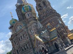 -滴血救世主教堂