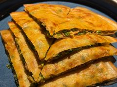笋麸菜鲜肉麦饼-三利音·玖弄小鲜(浦东嘉里城店)