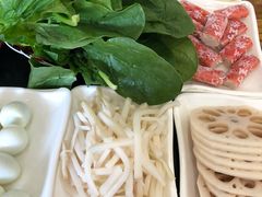 -鱼众不同·鸡公煲·烤全鱼(国顺路店)