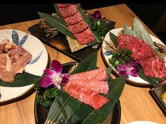 -炼火烤肉店