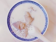 荔浦芋泥西米露-老廣糖水铺(乐汇城店)