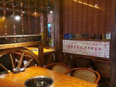 -东巴婆婆云南鱼豆花火锅(大东门店)