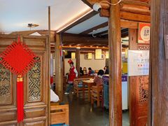 -菌自由丨野生菌火锅特色庭院餐厅(丽江古城店)