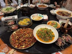 -川流不息·地道川菜·小龙虾(新松江路店)
