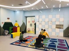 -美国谷斯妈妈早教中心 (陆家嘴店)