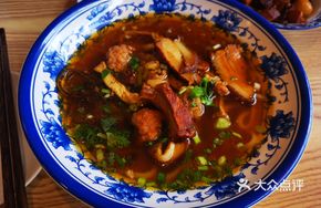 Braised Pork Meatball Noodles