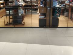 -百新书局(尚悦湾店)