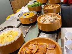 -龍歌自助小火锅(市南金茂湾店)