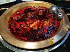 -潮火锅·麻辣牛肉火锅(观音桥方圆·LIVE店)