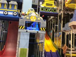 -meland亲子乐园•派对•研学(苏州悠方购物中心店)